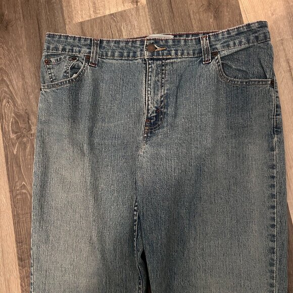 Levi's Jeans - Picture 2 of 3